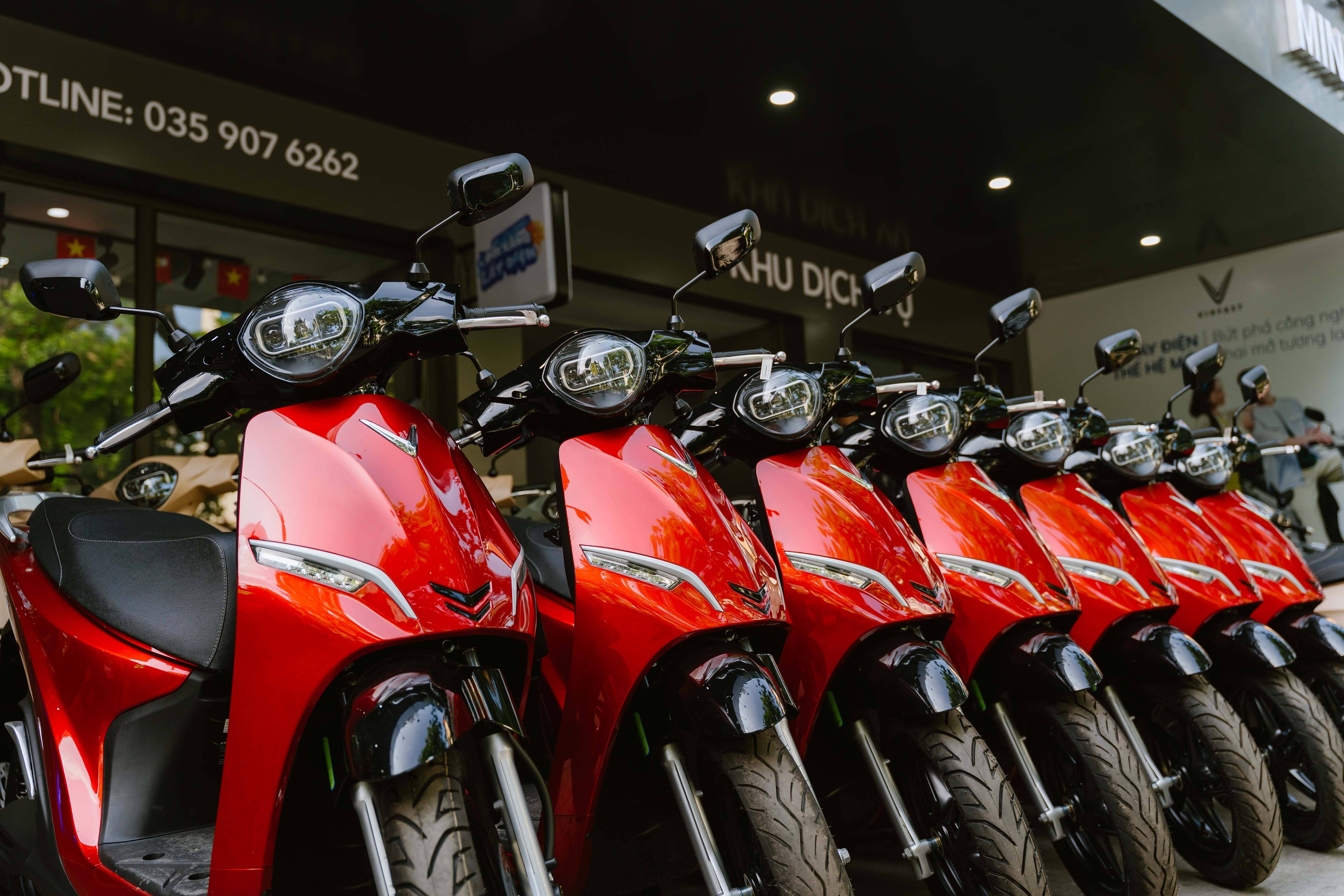 City riders eye e-motorcycles