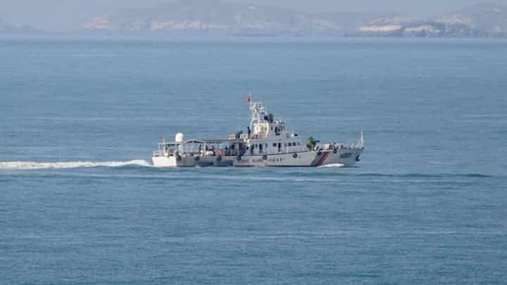 Chinese sea patrol sparks Taiwan alert