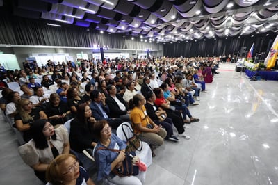 More than 1,400 OFWs avail of jobs, government services at summit
