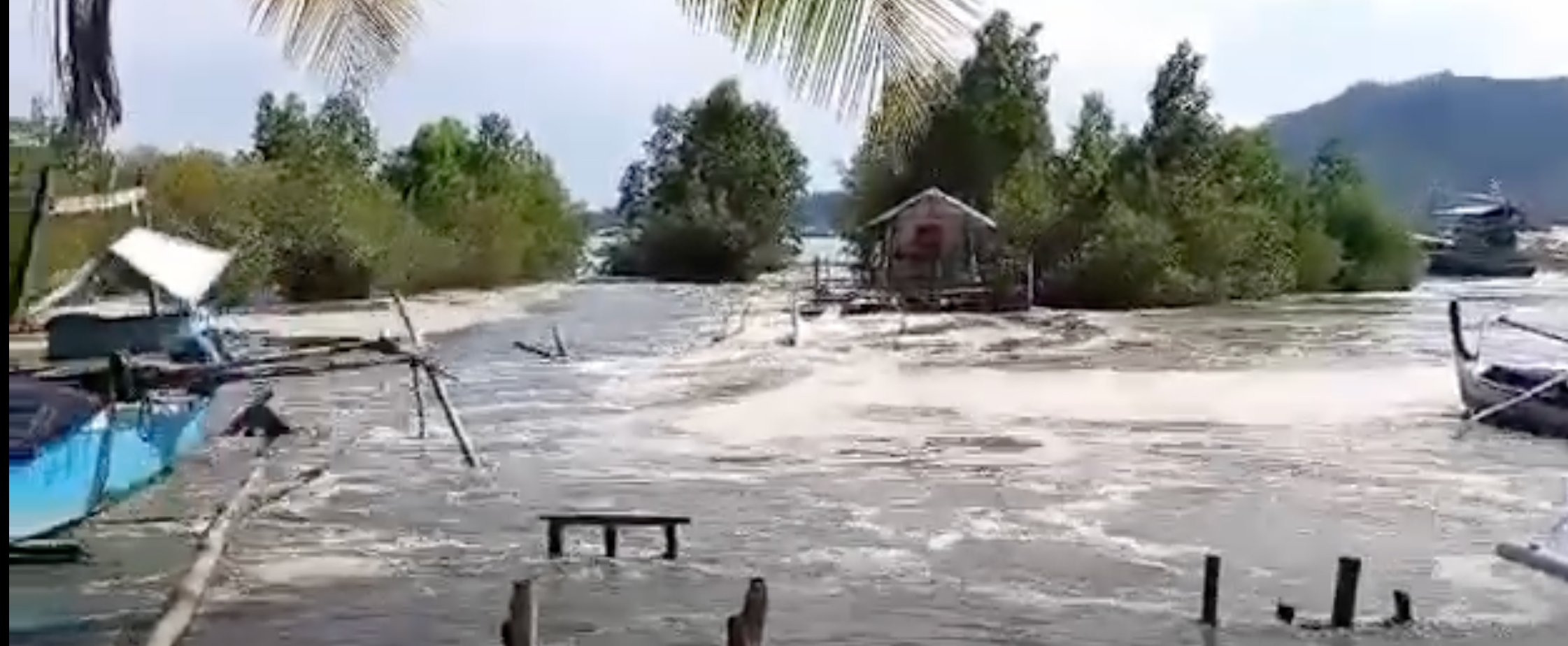 Strong water current damages boats, infrastructure in Kalamansig
