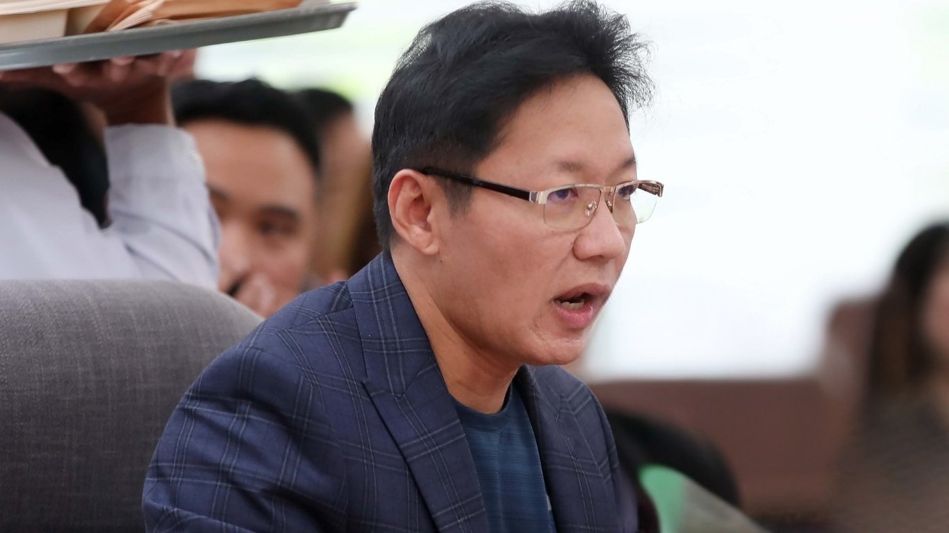 Discaya hints of 150 more Floodgate ‘crocs’ 