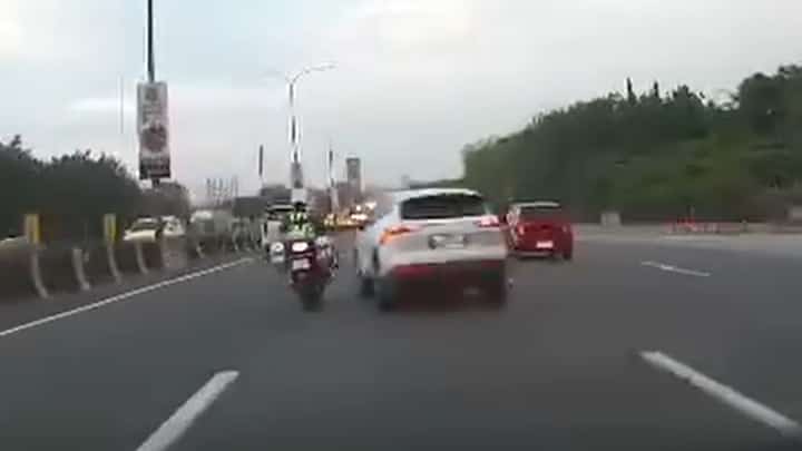 Screenshot from video uploaded by Riders Safety Advocates of the Philippines (RSAP)