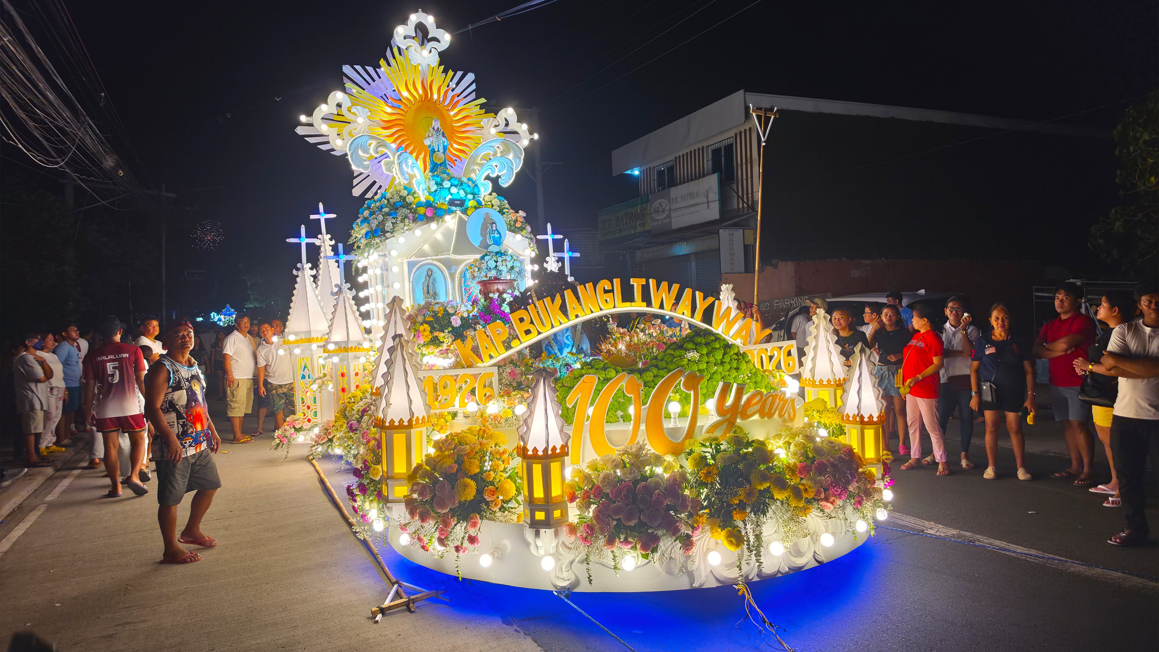 Alitagtag’s Tapusan 2026: Bright karosas enliven Flores de Mayo tradition