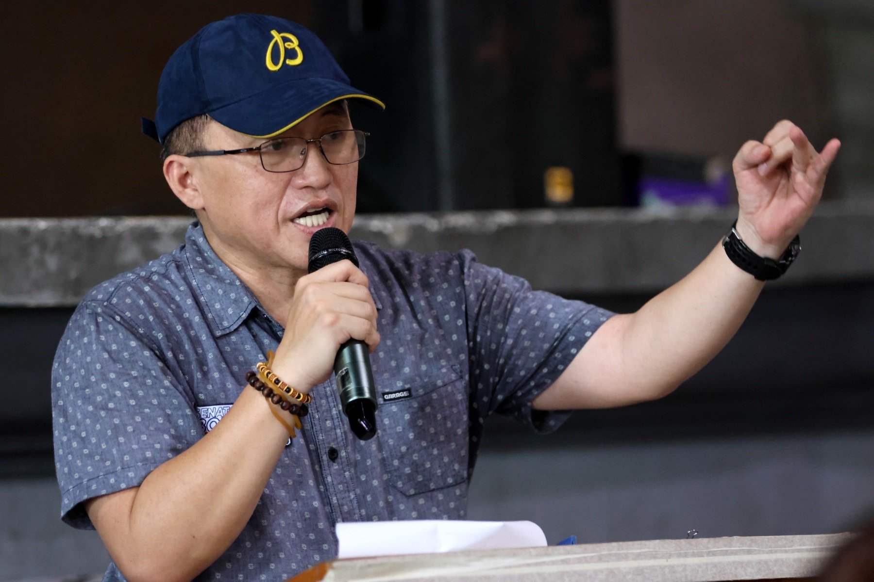 Bong Go aids over 2,700 fire-hit families in Manila