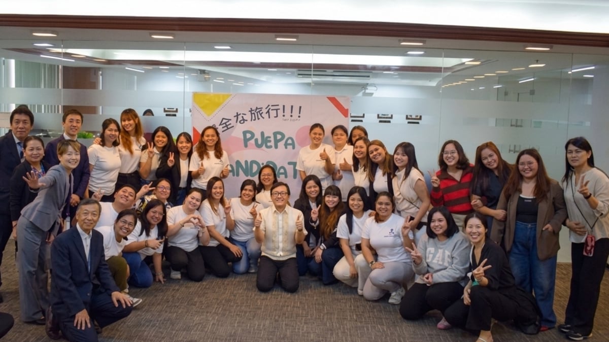 Japan envoy sends off Pinoy care workers