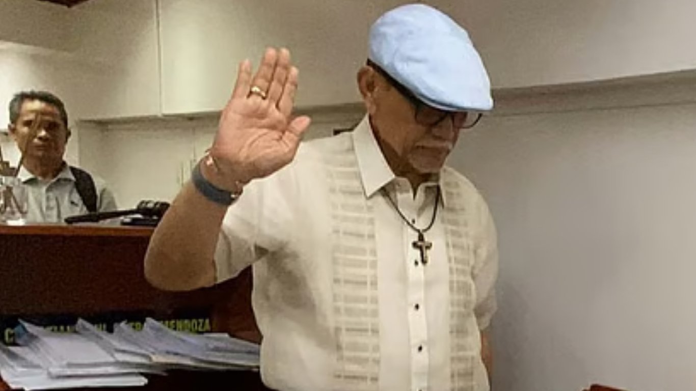 Solon sues 20 individuals, media outlets over bribery allegations