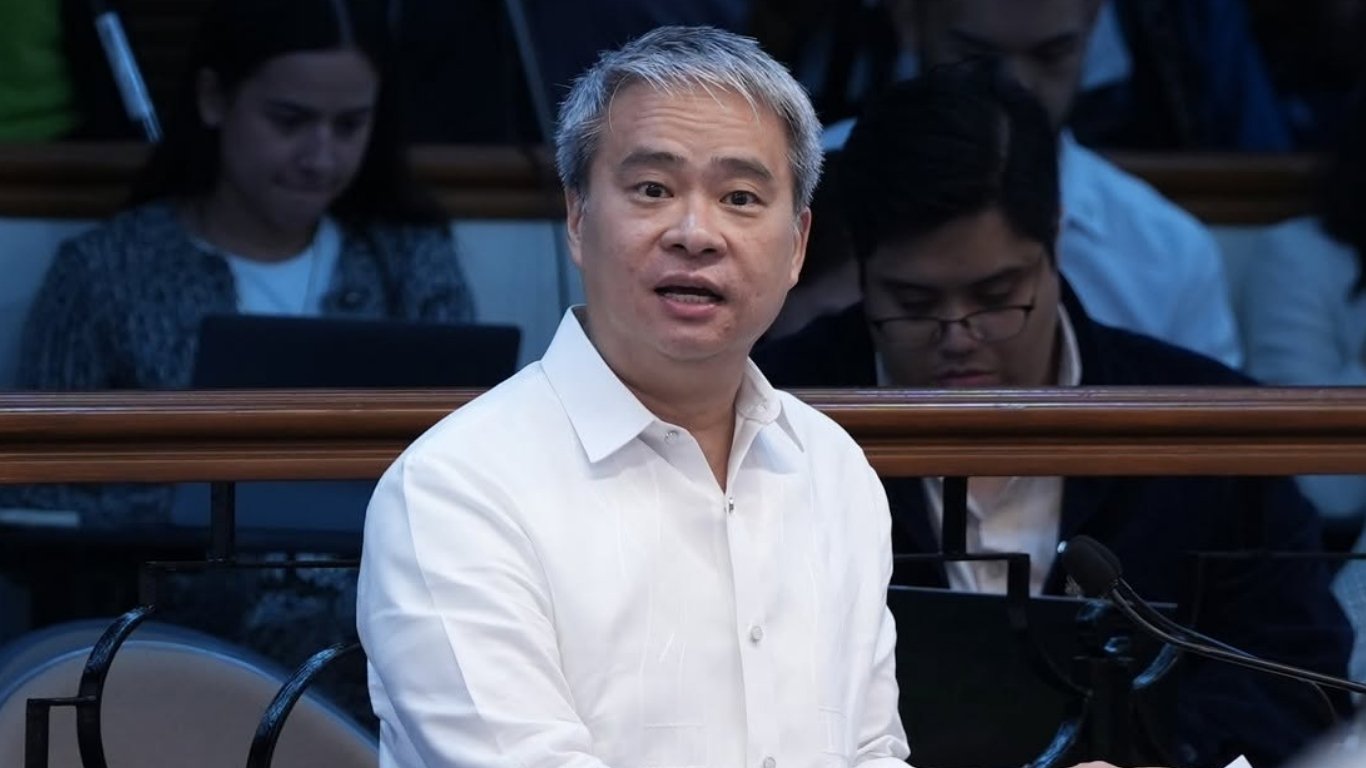 Sen. Joel may jump bloc, end stalemate