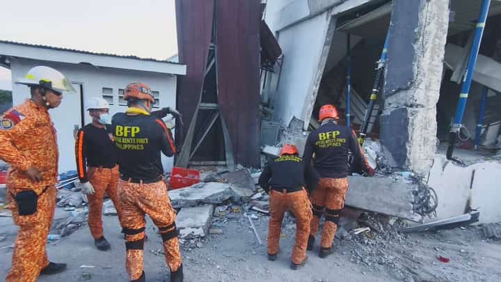 Politics has no place in disasters