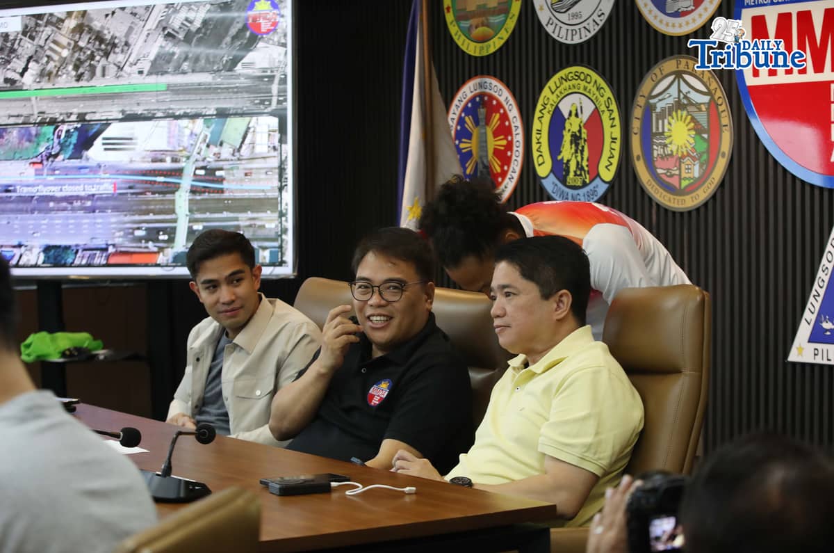 (June 11 2026) Metropolitan Manila Development Authority (MMDA) Chairman Romando "Don" Artes presides over a meeting with stakeholders to discuss the final details and traffic management plan for the Runrio Galaxy Manila Marathon on June 12-June 13, at the MMDA headquarters in Pasig City, they show to the media the preparations and the traffic management plan of the event. The marathon, scheduled from midnight until morning, is expected to draw more than 25,000 participants. Photo/Analy Labor