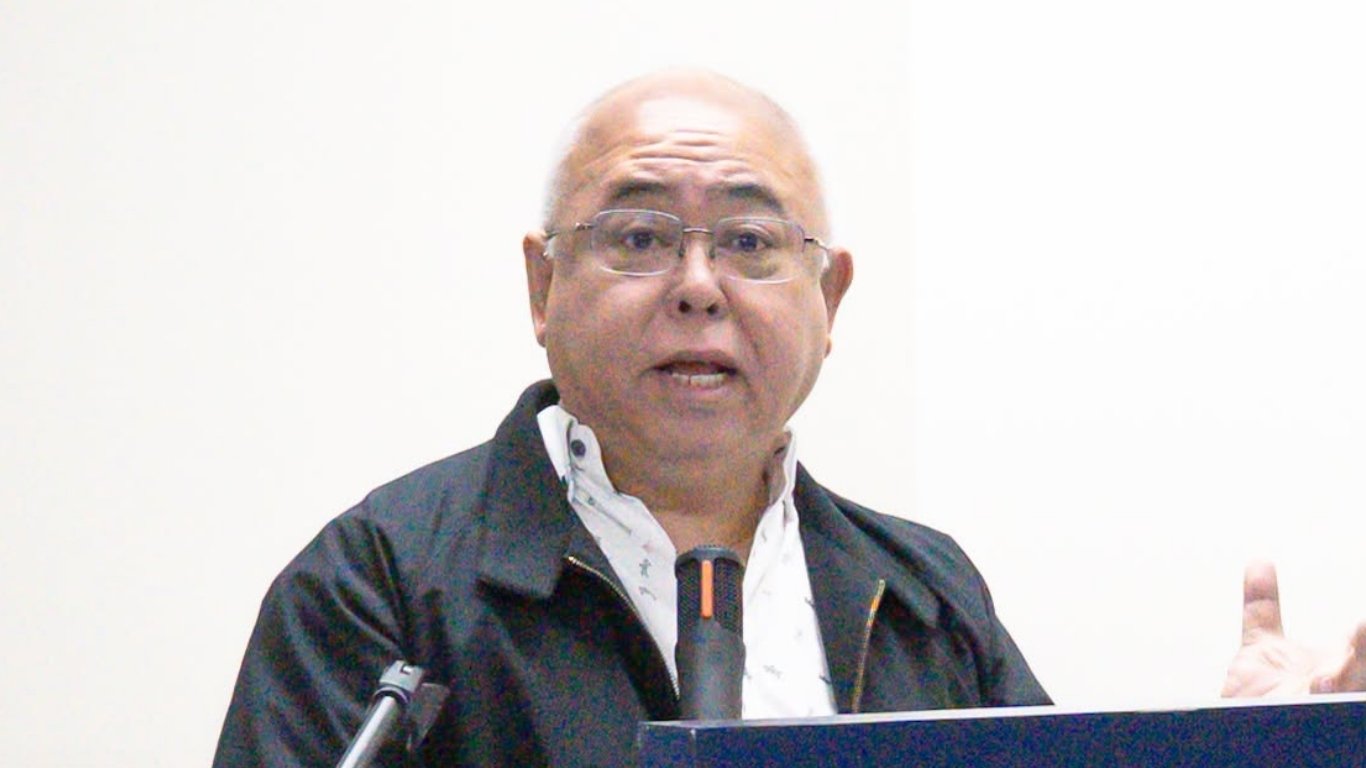 Mendoza, Guadiz suspended over P13.3-B IT portal controversy