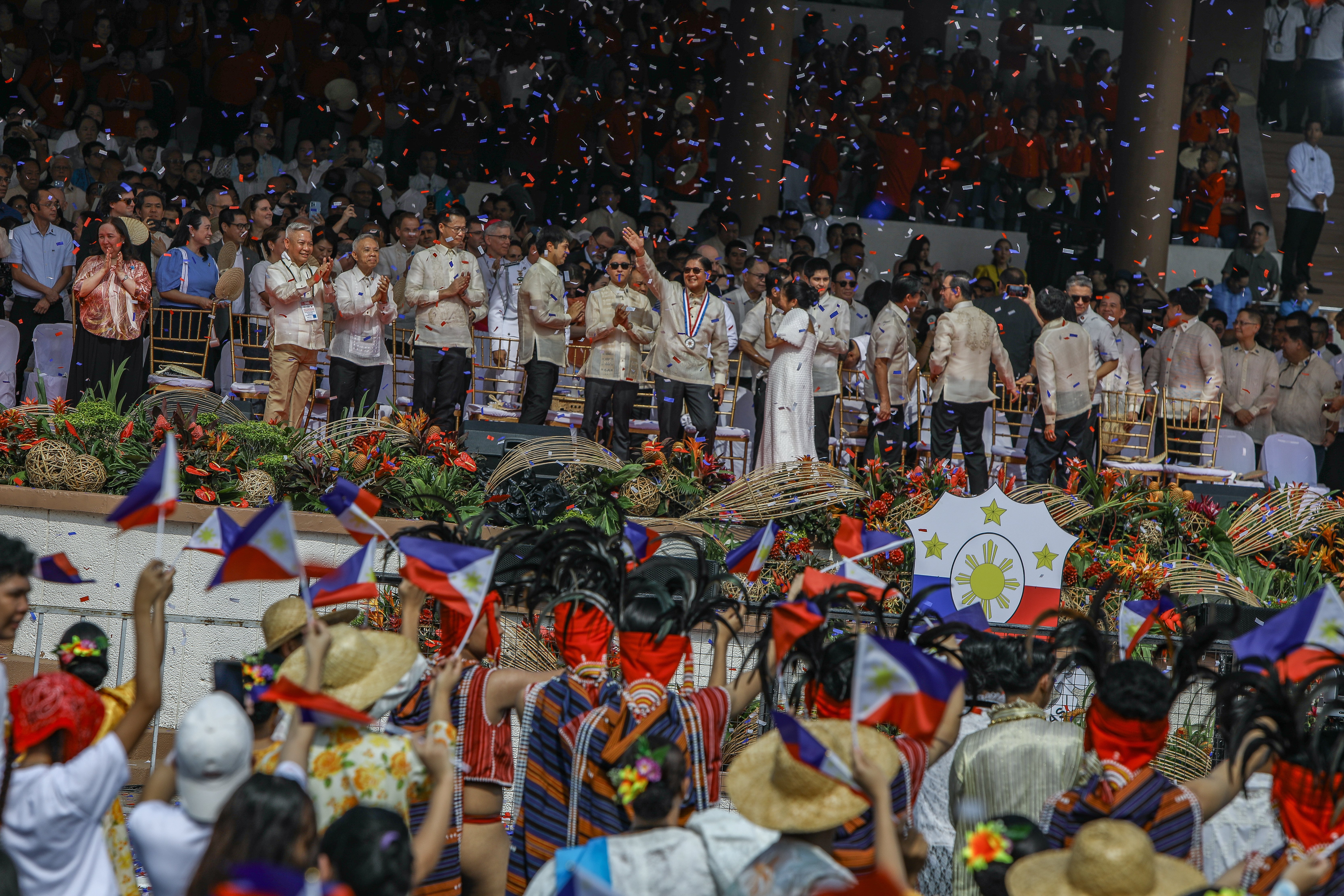 GRAND PARADE MARKS INDEPENDENCE DAY
