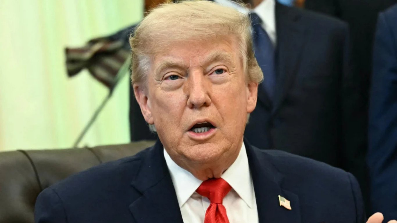 Trump reinstates commercial fishing in protected Pacific waters