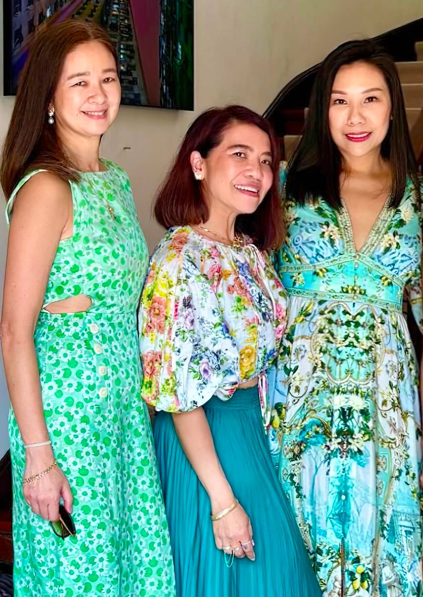 DEUTSCHE Bank managing director Yvette Rodriguez, SPS Travel Company’s Shy Perez Sala and The 5th C’s Jessica Cu.