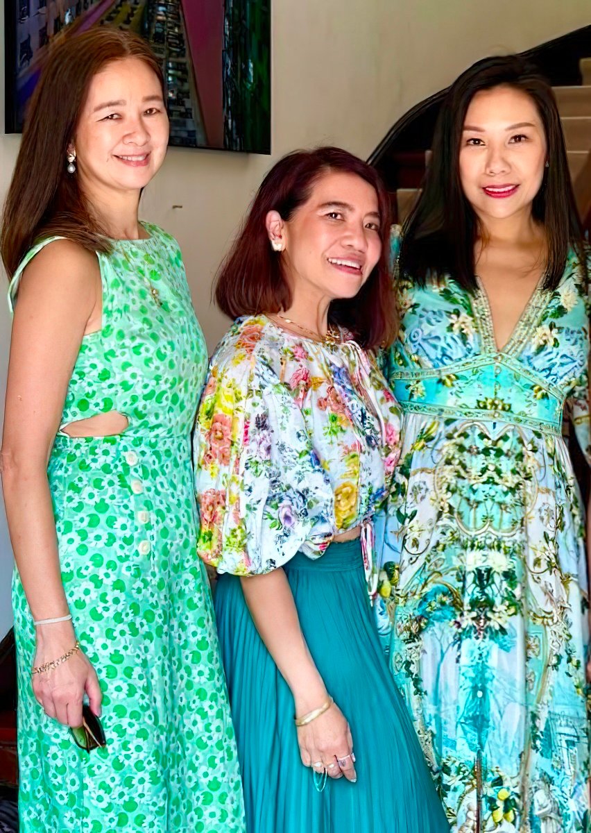 DEUTSCHE Bank managing director Yvette Rodriguez, SPS Travel Company’s Shy Perez Sala and The 5th C’s Jessica Cu.