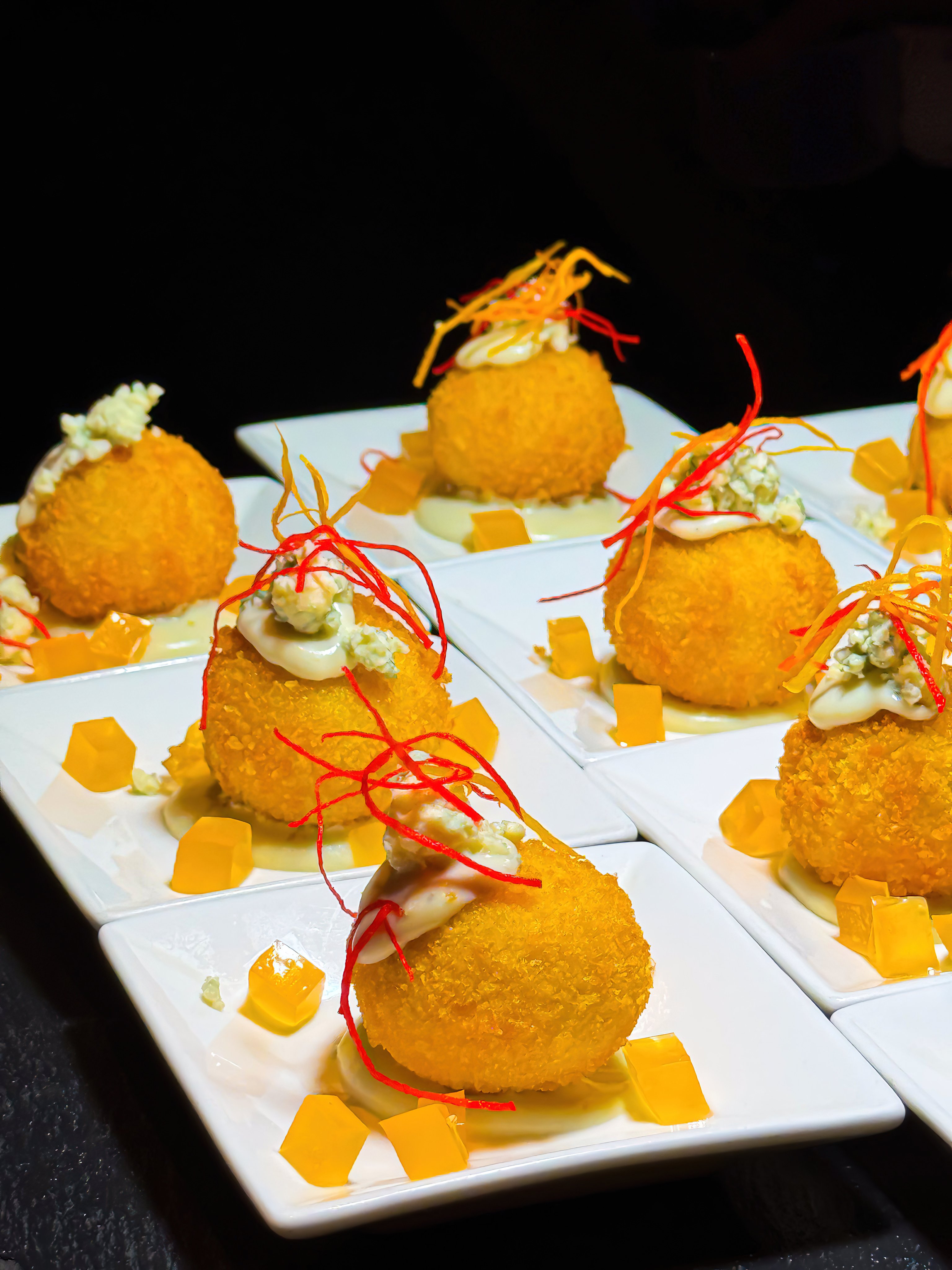CROQUETTE.