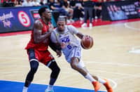 JUSTIN Brownlee of Ginebra (left) and Chris McCullough of TNT play crucial roles when the two squads collide in Game 6 of the PBA Commissioner’s Cup title series.
