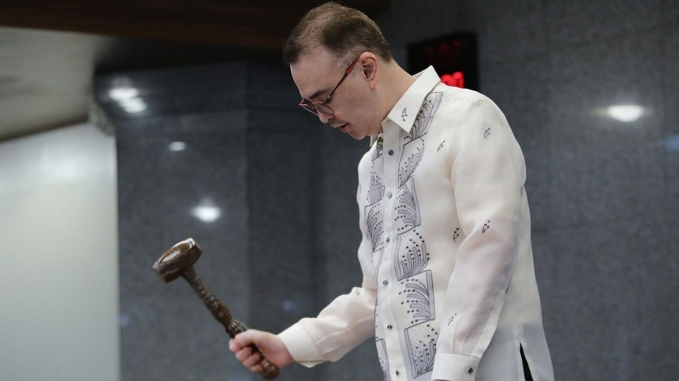 Alan Peter Cayetano speaks ahead Congress special session