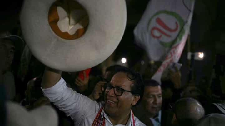Protesters back Peru's leftist presidential bet