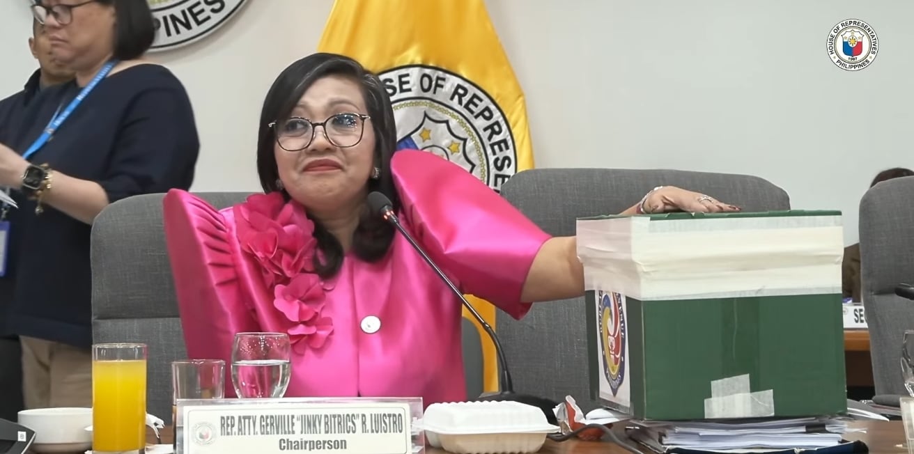 Law dean sees legal battle over disclosure of Duterte tax records