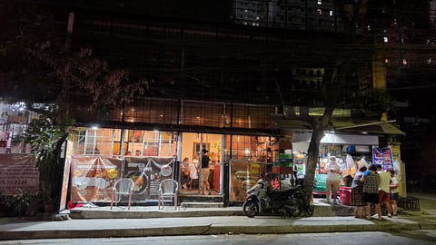 Divining Cubao through Tony Perez’s works