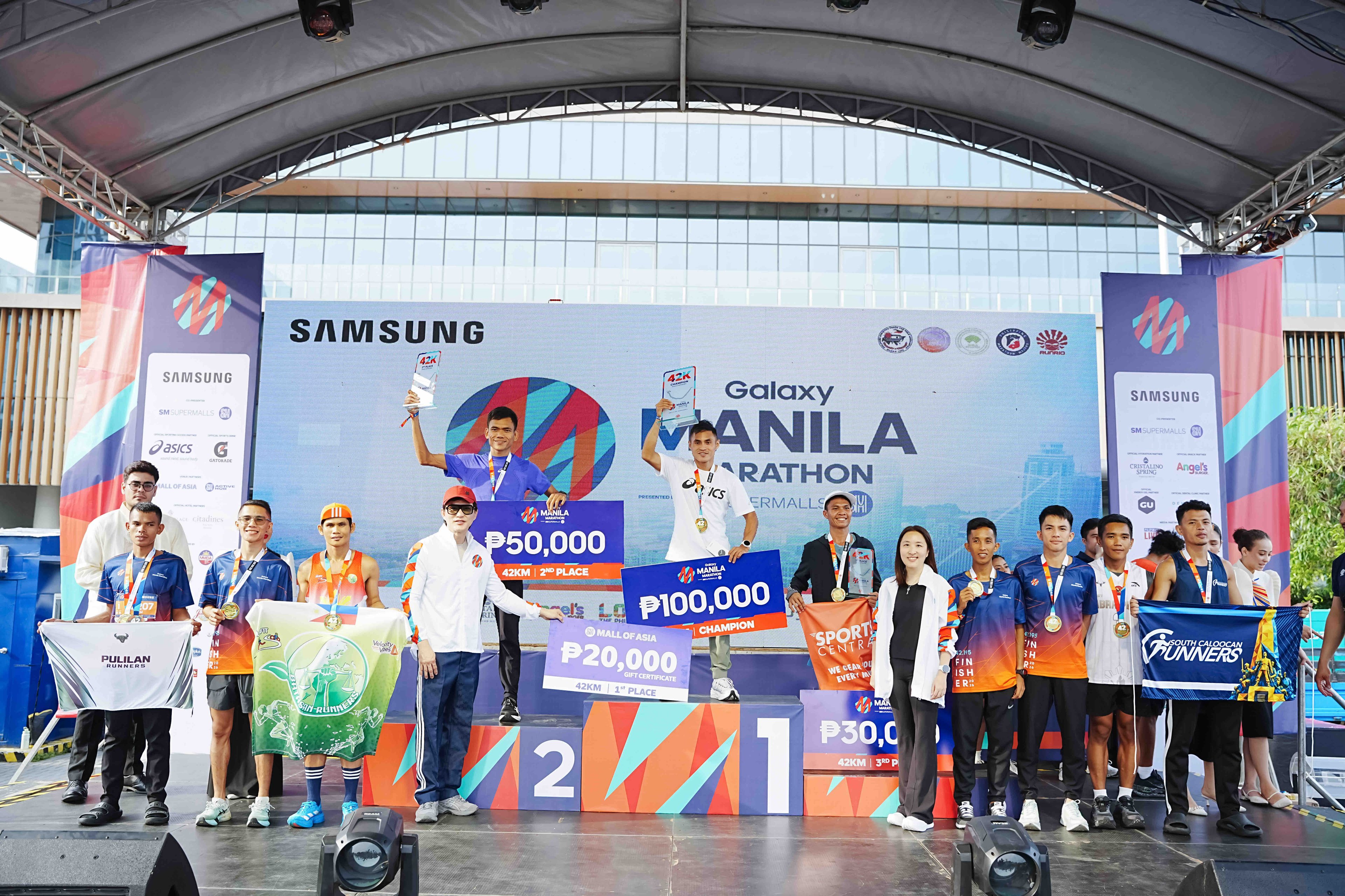 Arbois, De Luna rule Manila Marathon