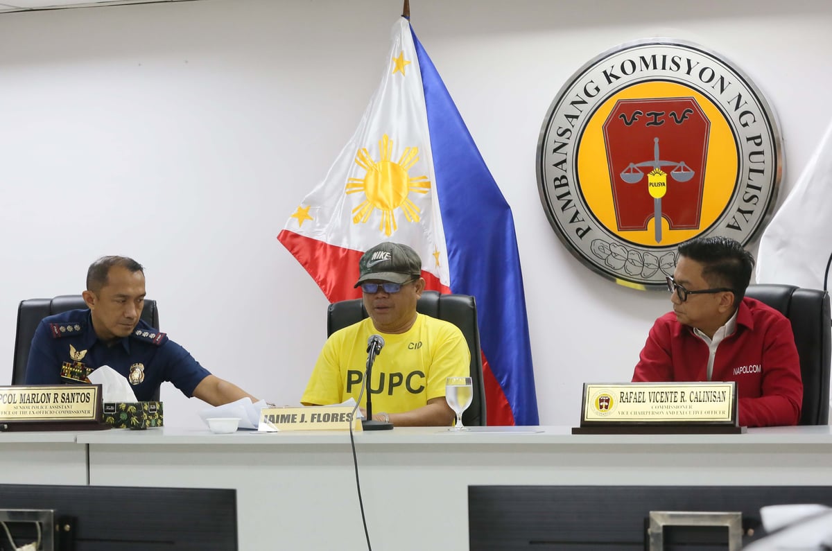 (June 15 2026) National Police Commission (NAPOLCOM) Commissioner Rarafael Vicente Calinisan, hold a press conference on Monday June 15 2026, to present to the media the arrested suspect, a 59 year old Jaime Flores a NAPOLCOM employee involving on a transport network vehicle service (TNVS) driver for threatening with a firearm, following a traffic altercation along EDSA in Mandaluyong City on Friday. Flores emotionally apologized to his family, and to the public for what he had done. Photo/Analy Labor