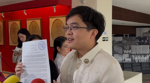 Solon seeks transparency on House operational expenditures, P14B for quake relief
