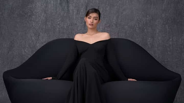 Filipino-American actress Liza Soberano.