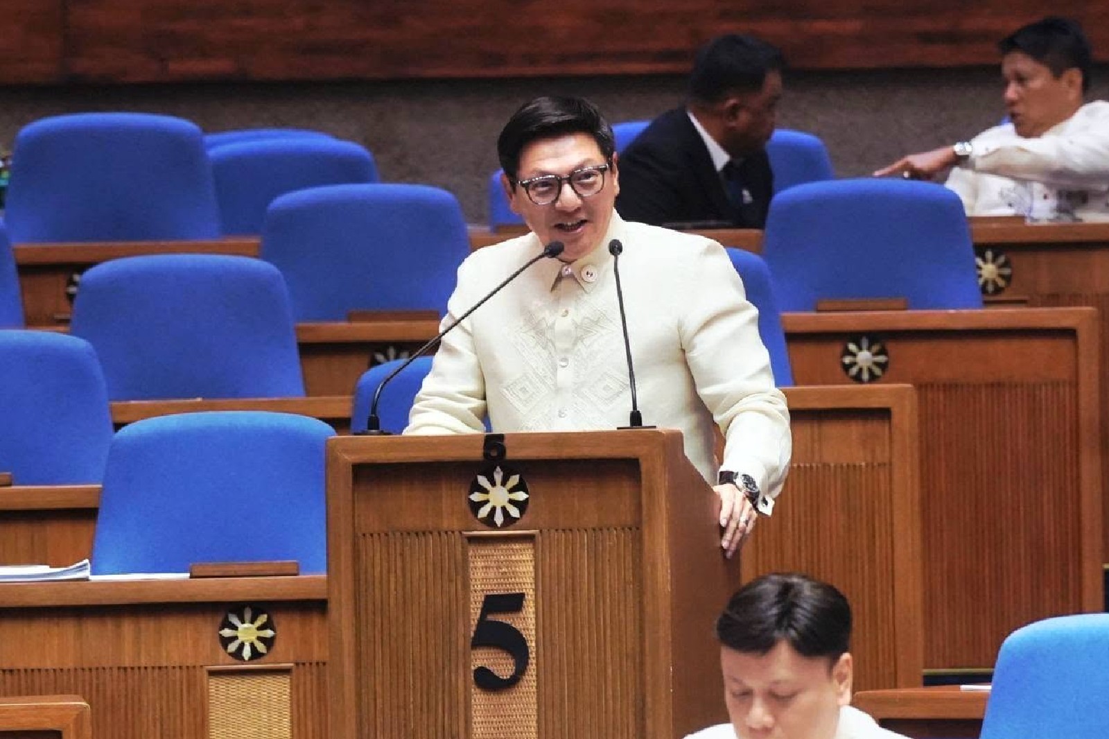 Lawmaker seeks House probe into PhilHealth member's death