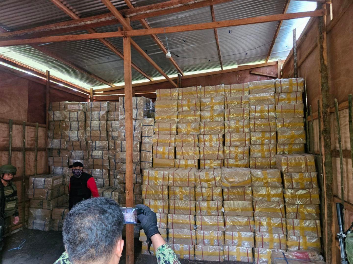 PNP seizes P70M in smuggled cigarettes, arrests 21 in Lanao del Sur