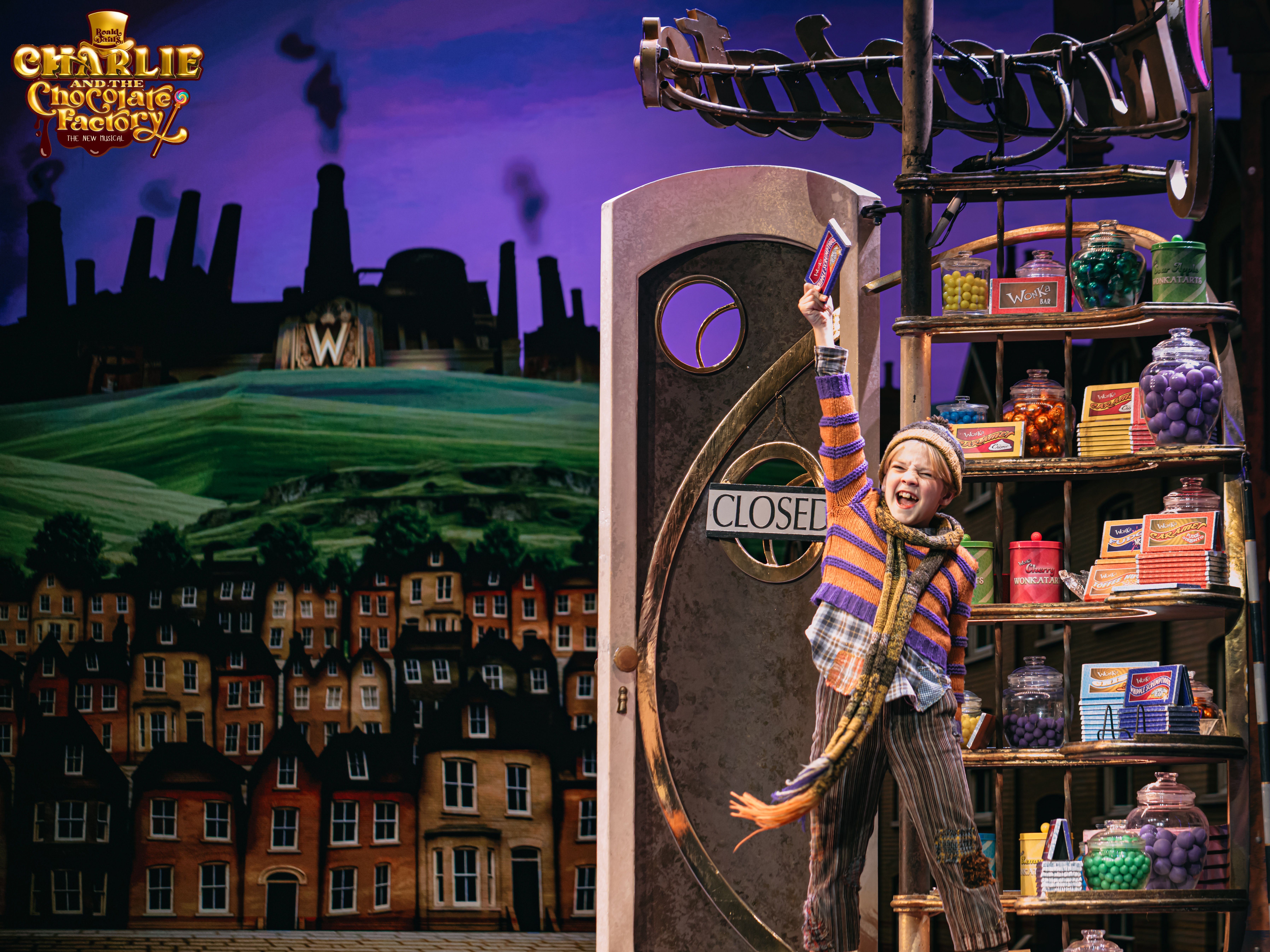 The real star of ‘Charlie’ musical in Manila may be the technology