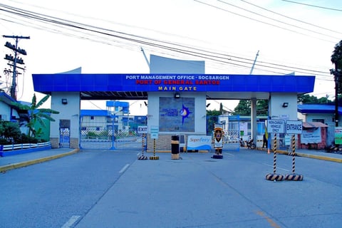 Makar Wharf reopens