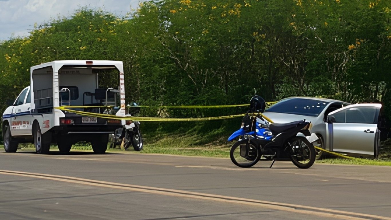 Manhunt launched after highway heist