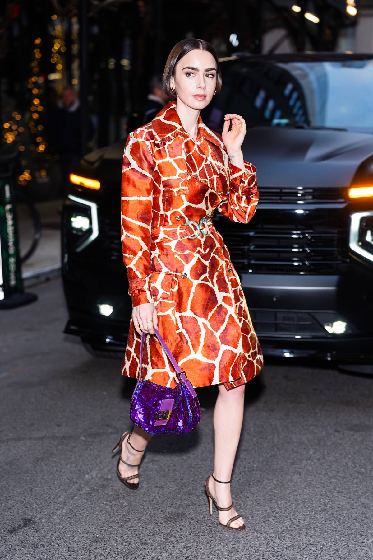 LILY Collins