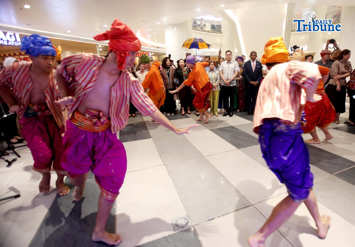 Sindaw Dance Group