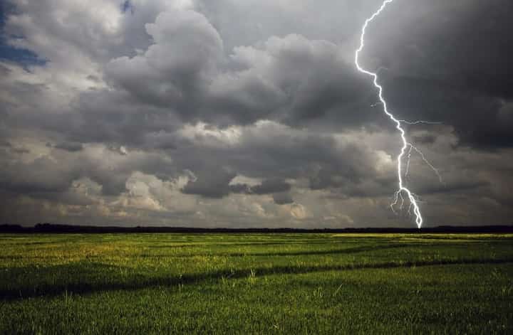 Lightning strike kills woman in Pangasinan; public urged to heed safety measures