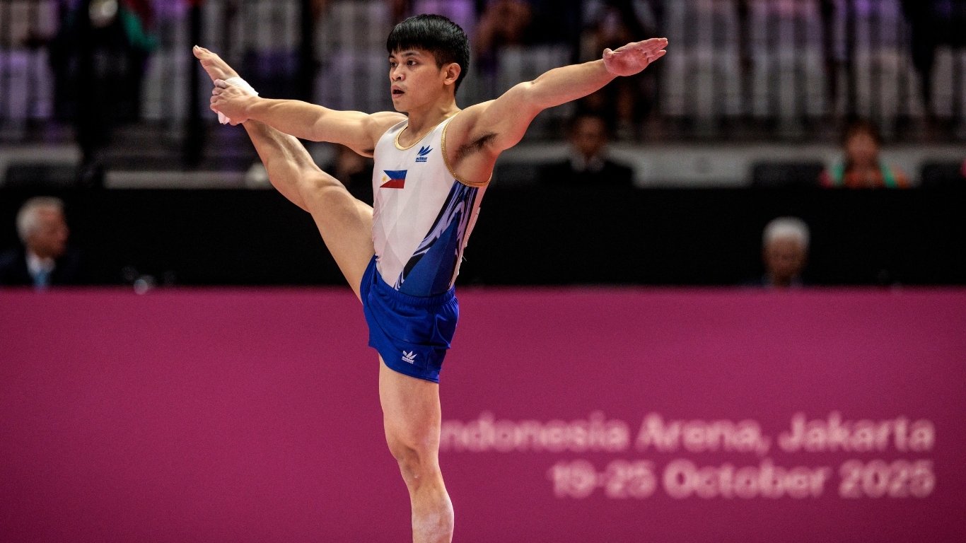 Carlos grabs gold; Karl collects bronze