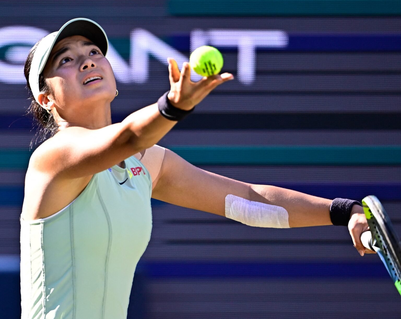 Noskova ends Eala’s dream run