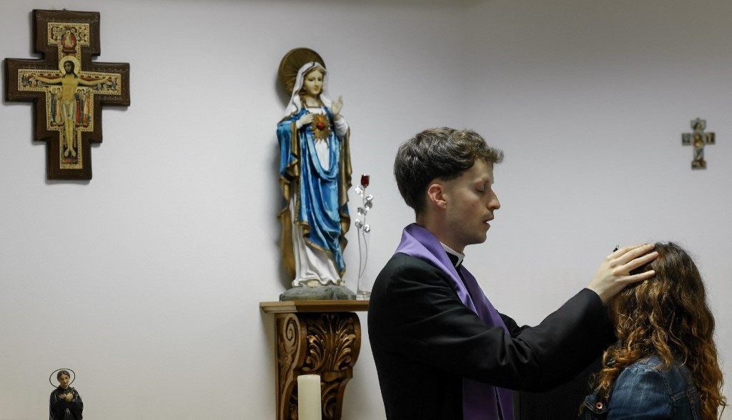 Exorcism fever worries Church