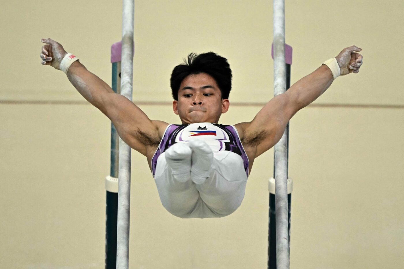 Yulos silenced in Asian tilt finale