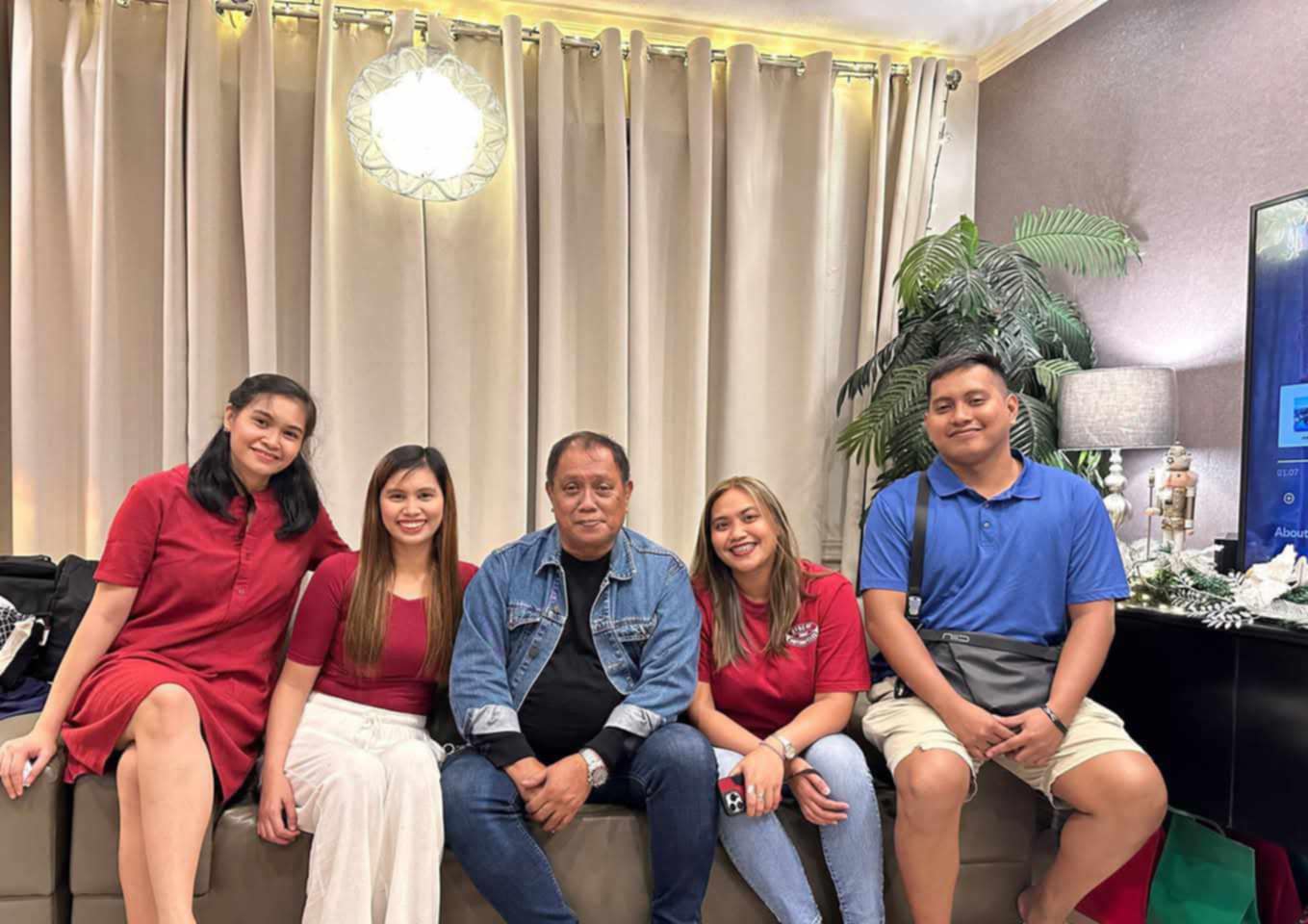 Single dad sends all 7 kids thru college