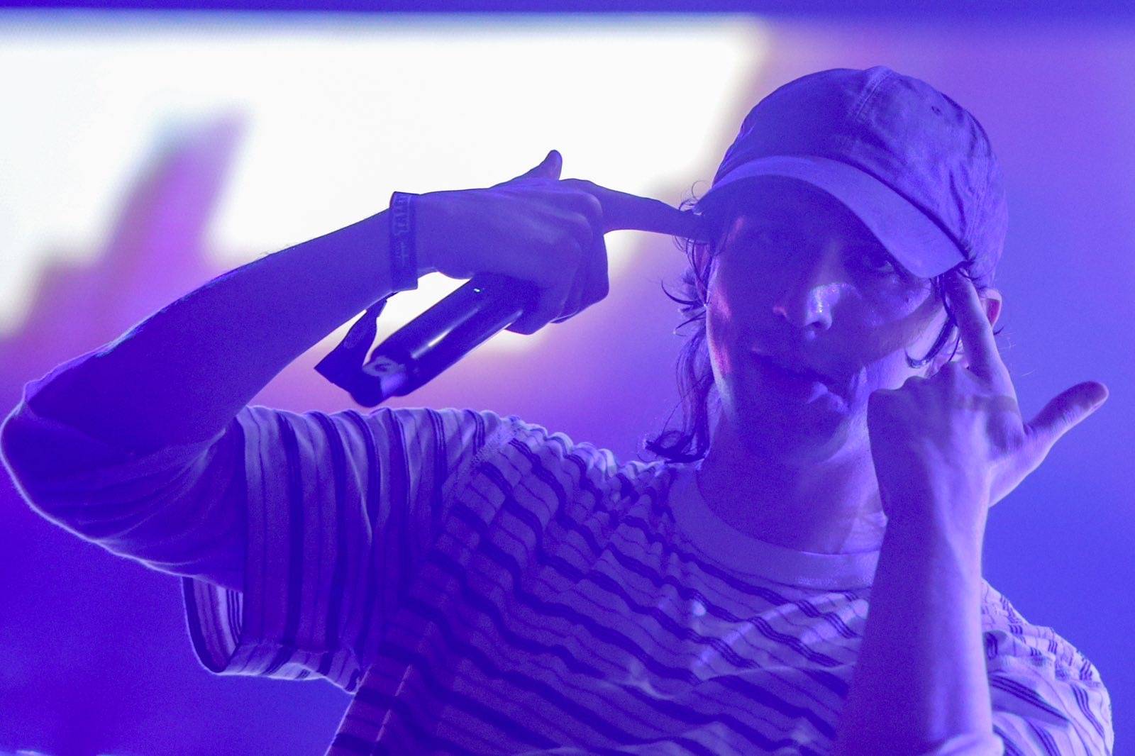 Kawai future bass producer and dj Porter Robinson blasted melodic beats and hits throughout his set on the first day of &friends music festival at Okada Manila on Friday, June 19.

The event will continues the following with various producers flowing the party including Galantis and Yellow Claw.| Aram Lascano