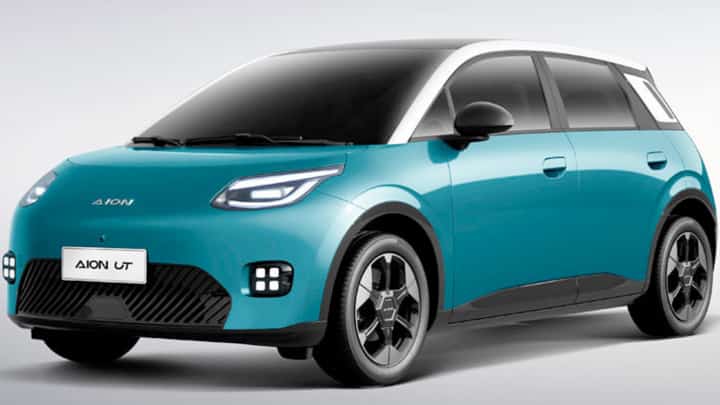 COMPACT GAC AION UT shows its Emerald Green and Rococo White two-tone finish as it enters the EV hatchback segment with a roomier cabin and city-friendly size.