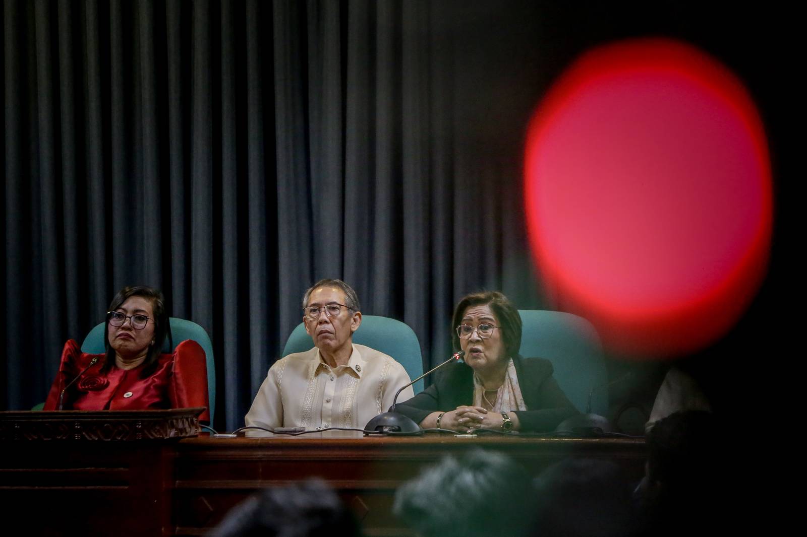 Members of the House of Representatives serving as the prosecution panel in the impeachment proceedings met at the Senate’s Padilla Room on Monday.

The group, headed by Batangas 2nd District Rep. Gerville “Jinky Bitrics” Reyes-Luistro, includes Rep. Lordan Suan, Rep. Ysabel Maria Zamora, Atty. Benjamin Tolosa Jr., Rep. Jose Manuel “Chel” Diokno, Rep. Leila de Lima, Rep. Joel Chua, and Rep. Ramon Rodrigo Gutierrez.| Aram Lascano