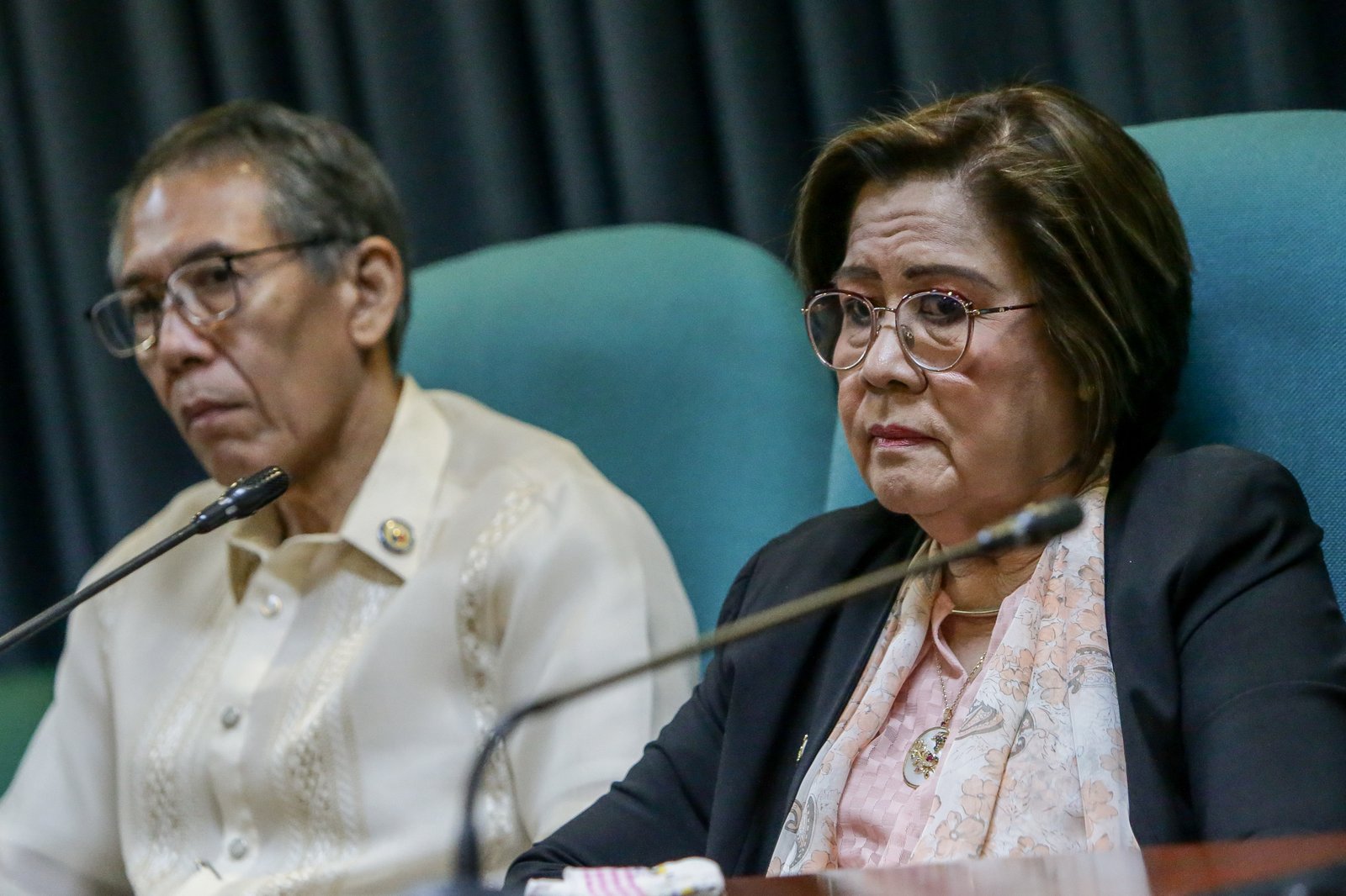 Members of the House of Representatives serving as the prosecution panel in the impeachment proceedings met at the Senate’s Padilla Room on Monday.

The group, headed by Batangas 2nd District Rep. Gerville “Jinky Bitrics” Reyes-Luistro, includes Rep. Lordan Suan, Rep. Ysabel Maria Zamora, Atty. Benjamin Tolosa Jr., Rep. Jose Manuel “Chel” Diokno, Rep. Leila de Lima, Rep. Joel Chua, and Rep. Ramon Rodrigo Gutierrez.| Aram Lascano