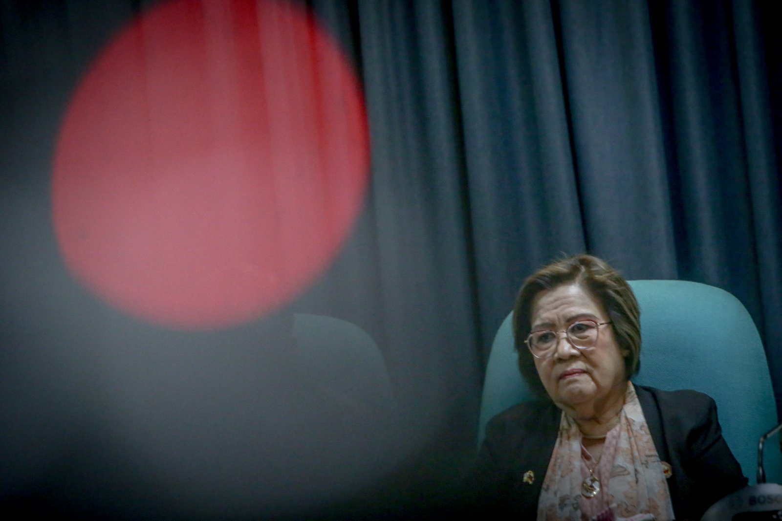 Members of the House of Representatives serving as the prosecution panel in the impeachment proceedings met at the Senate’s Padilla Room on Monday.

The group, headed by Batangas 2nd District Rep. Gerville “Jinky Bitrics” Reyes-Luistro, includes Rep. Lordan Suan, Rep. Ysabel Maria Zamora, Atty. Benjamin Tolosa Jr., Rep. Jose Manuel “Chel” Diokno, Rep. Leila de Lima, Rep. Joel Chua, and Rep. Ramon Rodrigo Gutierrez.| Aram Lascano