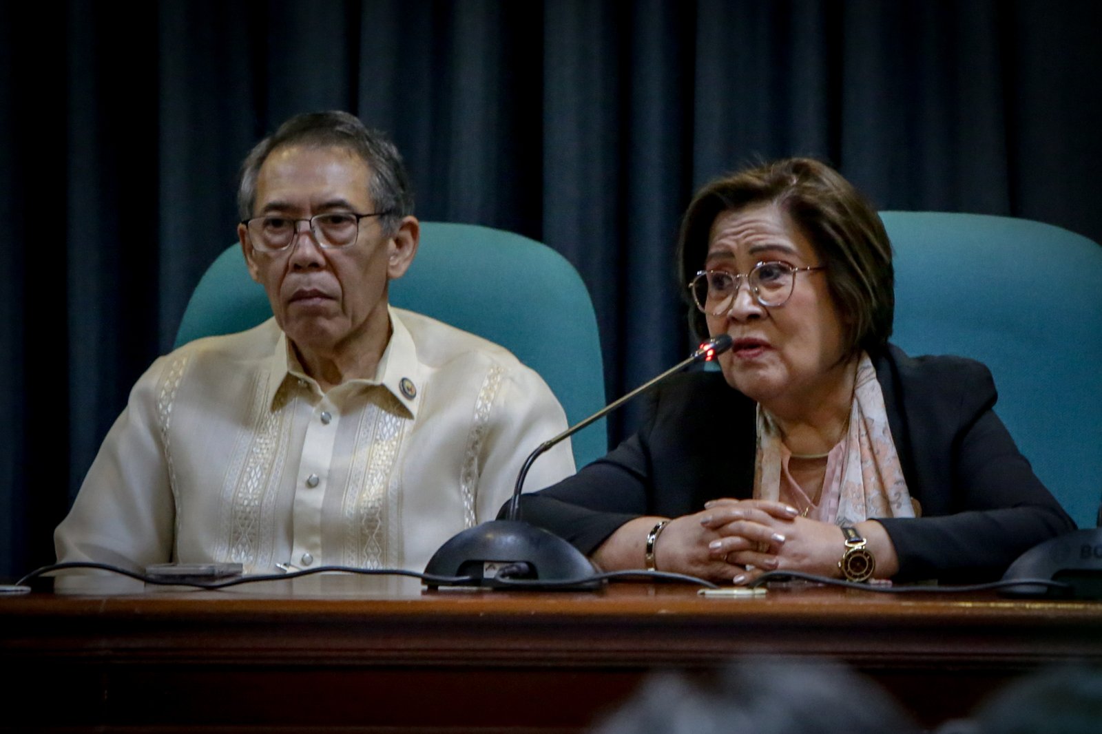Members of the House of Representatives serving as the prosecution panel in the impeachment proceedings met at the Senate’s Padilla Room on Monday.

The group, headed by Batangas 2nd District Rep. Gerville “Jinky Bitrics” Reyes-Luistro, includes Rep. Lordan Suan, Rep. Ysabel Maria Zamora, Atty. Benjamin Tolosa Jr., Rep. Jose Manuel “Chel” Diokno, Rep. Leila de Lima, Rep. Joel Chua, and Rep. Ramon Rodrigo Gutierrez.| Aram Lascano