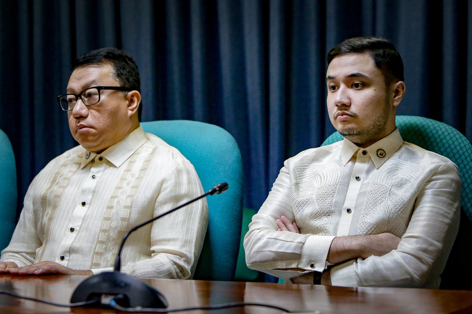 Members of the House of Representatives serving as the prosecution panel in the impeachment proceedings met at the Senate’s Padilla Room on Monday.

The group, headed by Batangas 2nd District Rep. Gerville “Jinky Bitrics” Reyes-Luistro, includes Rep. Lordan Suan, Rep. Ysabel Maria Zamora, Atty. Benjamin Tolosa Jr., Rep. Jose Manuel “Chel” Diokno, Rep. Leila de Lima, Rep. Joel Chua, and Rep. Ramon Rodrigo Gutierrez.| Aram Lascano