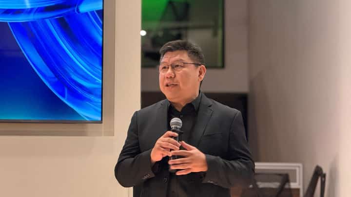 Winston Damarillo, founder and chief executive officer of NMBLR.ai, discusses the company’s growth outlook and expansion plans during a media briefing in Makati City on Tuesday.