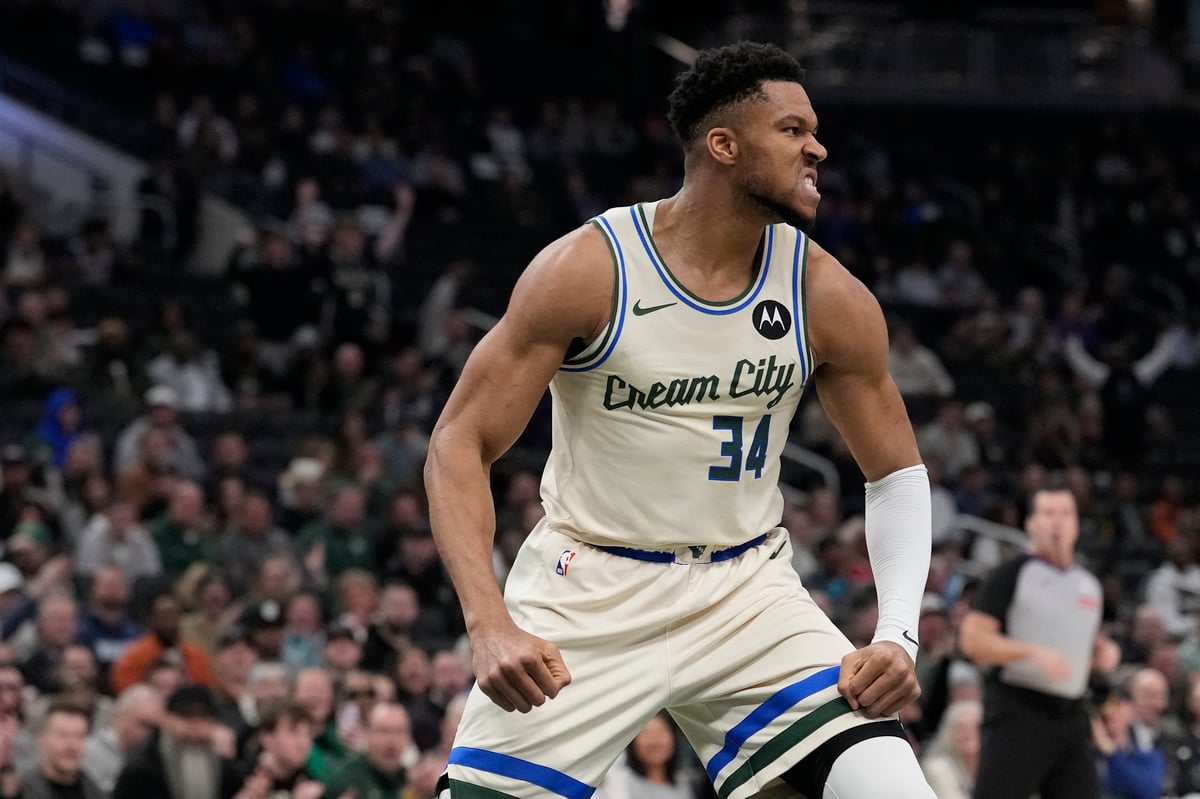 Antetokounmpo joins Miami; Randle goes to Brooklyn